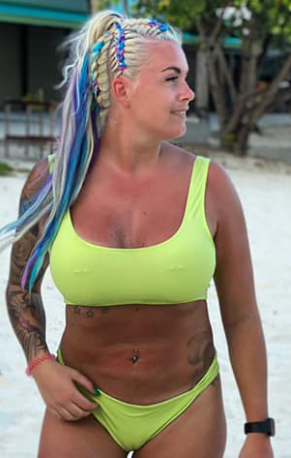 Sexy Lene Antonsen i sitrongrønn bikini